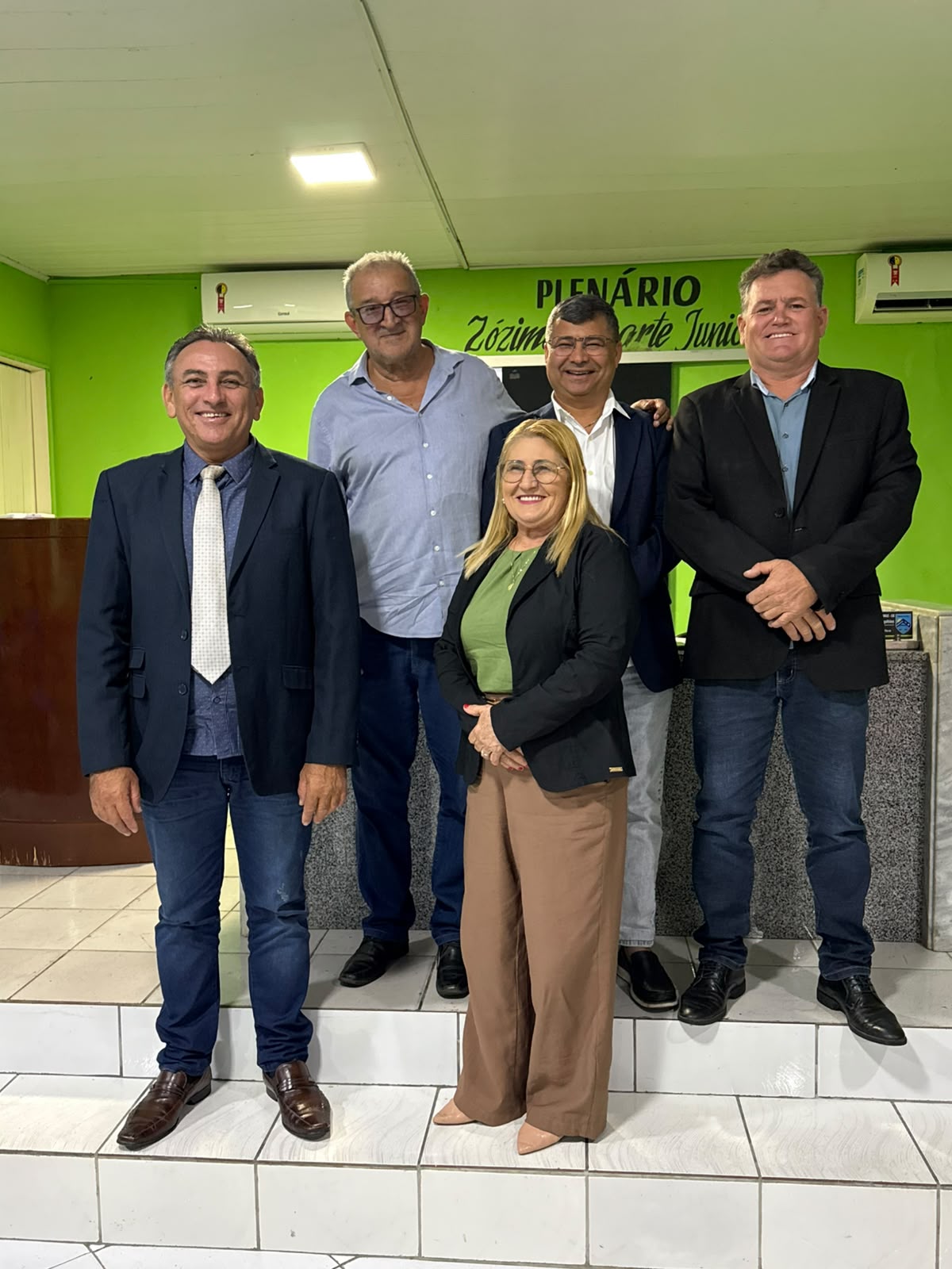 Câmara de Arneiroz Realiza Mais uma Sessão Ordinária.