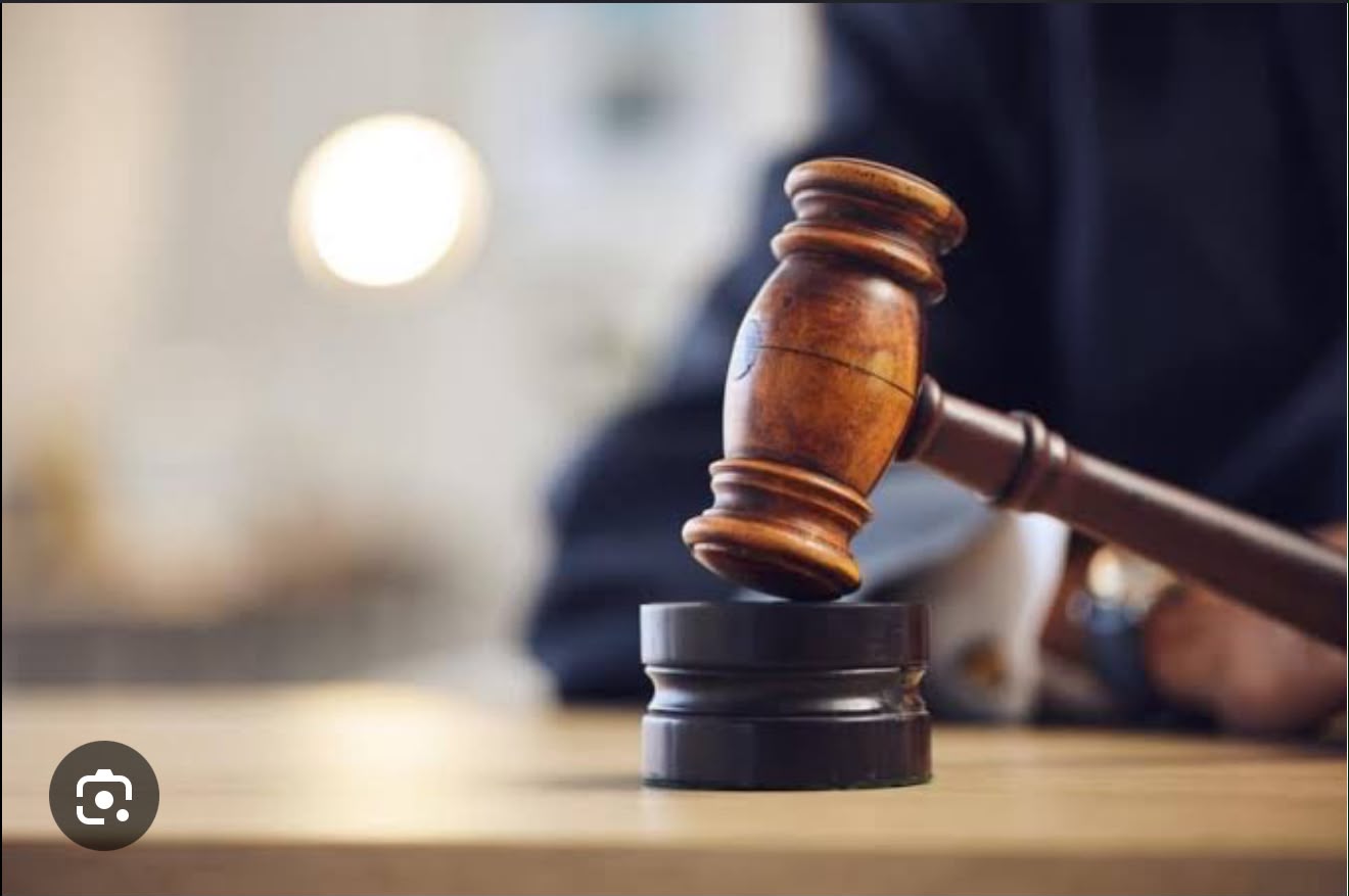 Réu é condenado a 14 anos e 7 meses de prisão por tentativa de feminicídio em Arneiroz.